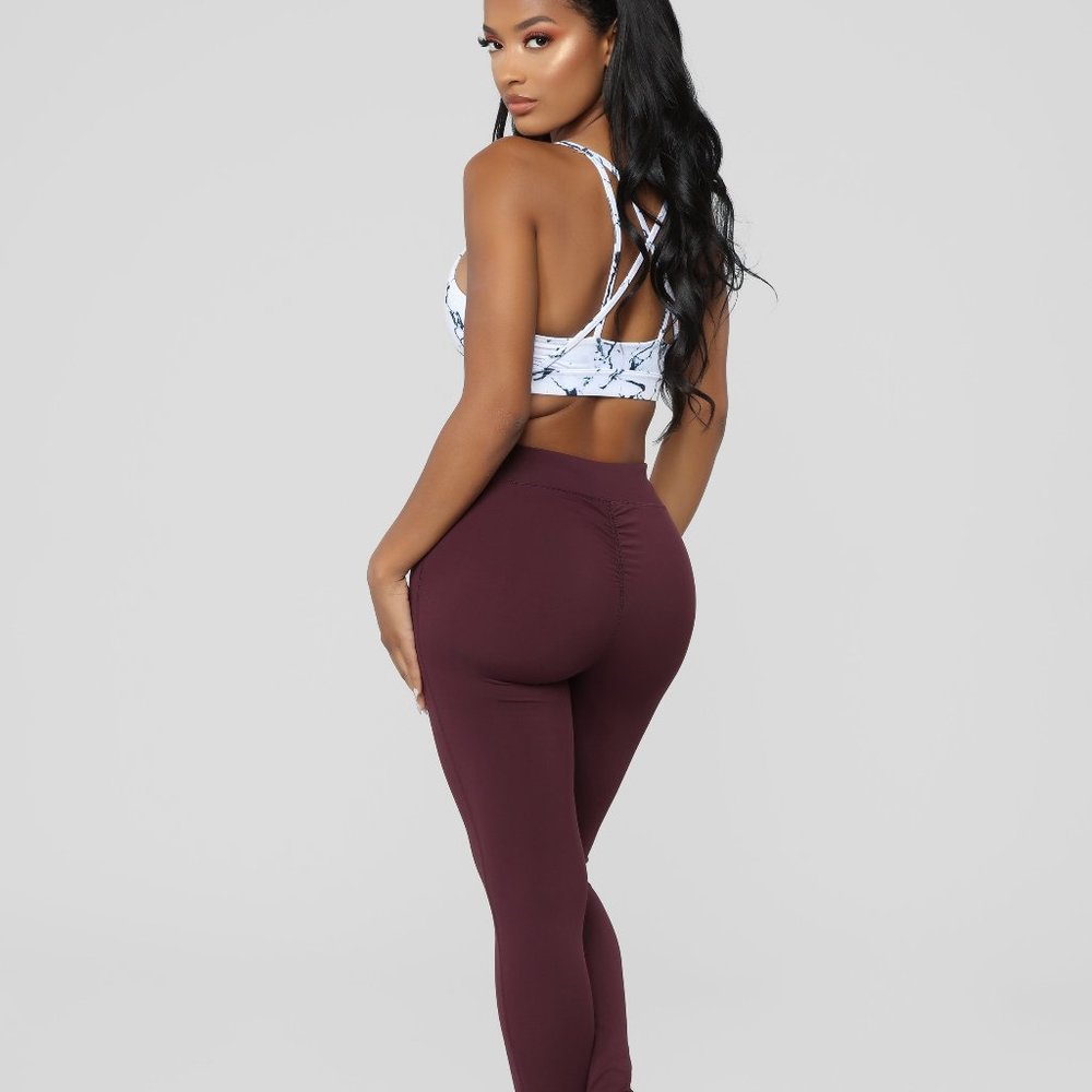 Fashion Nova High Waist SCRUNCH BOOTY LEGGINGS!